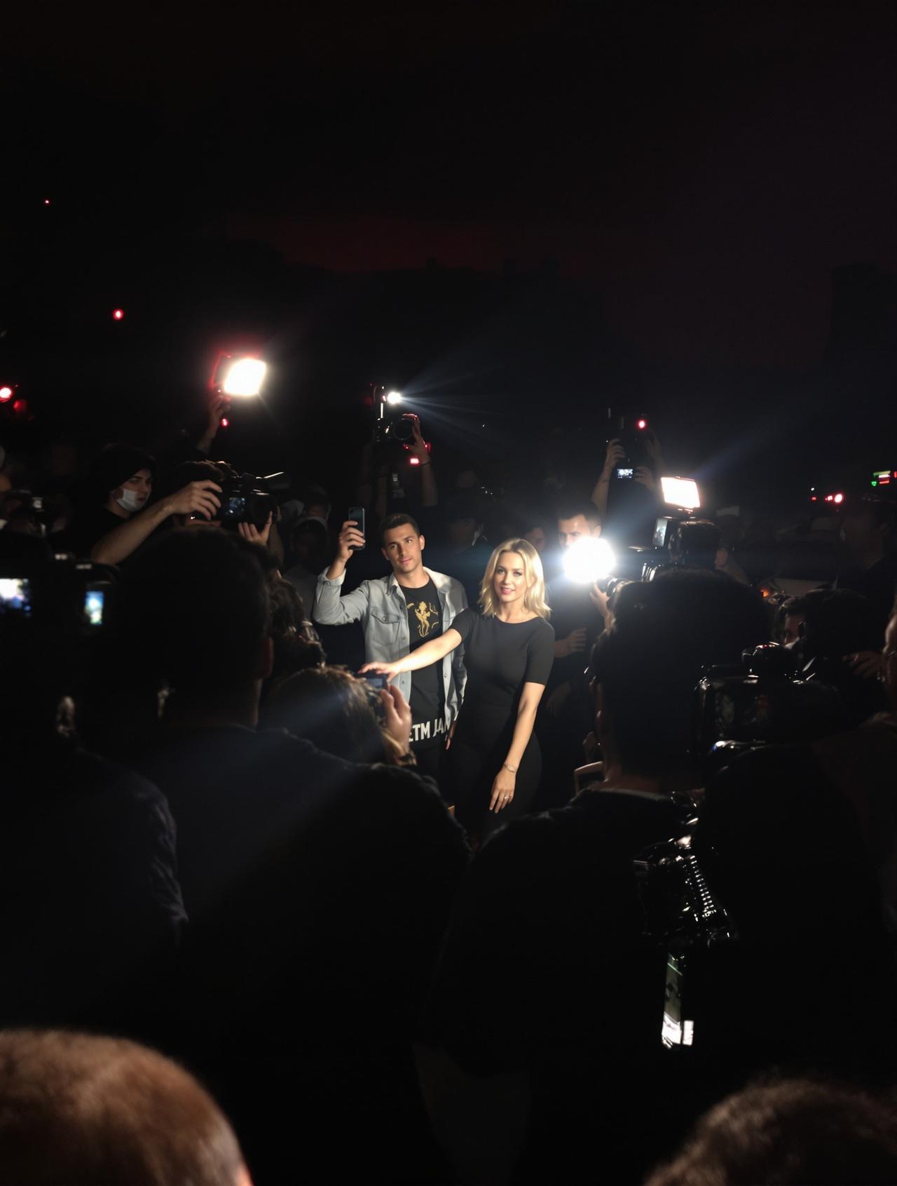 黑料网18hlw-深夜约会现场曝光-出轨瓜精选图片